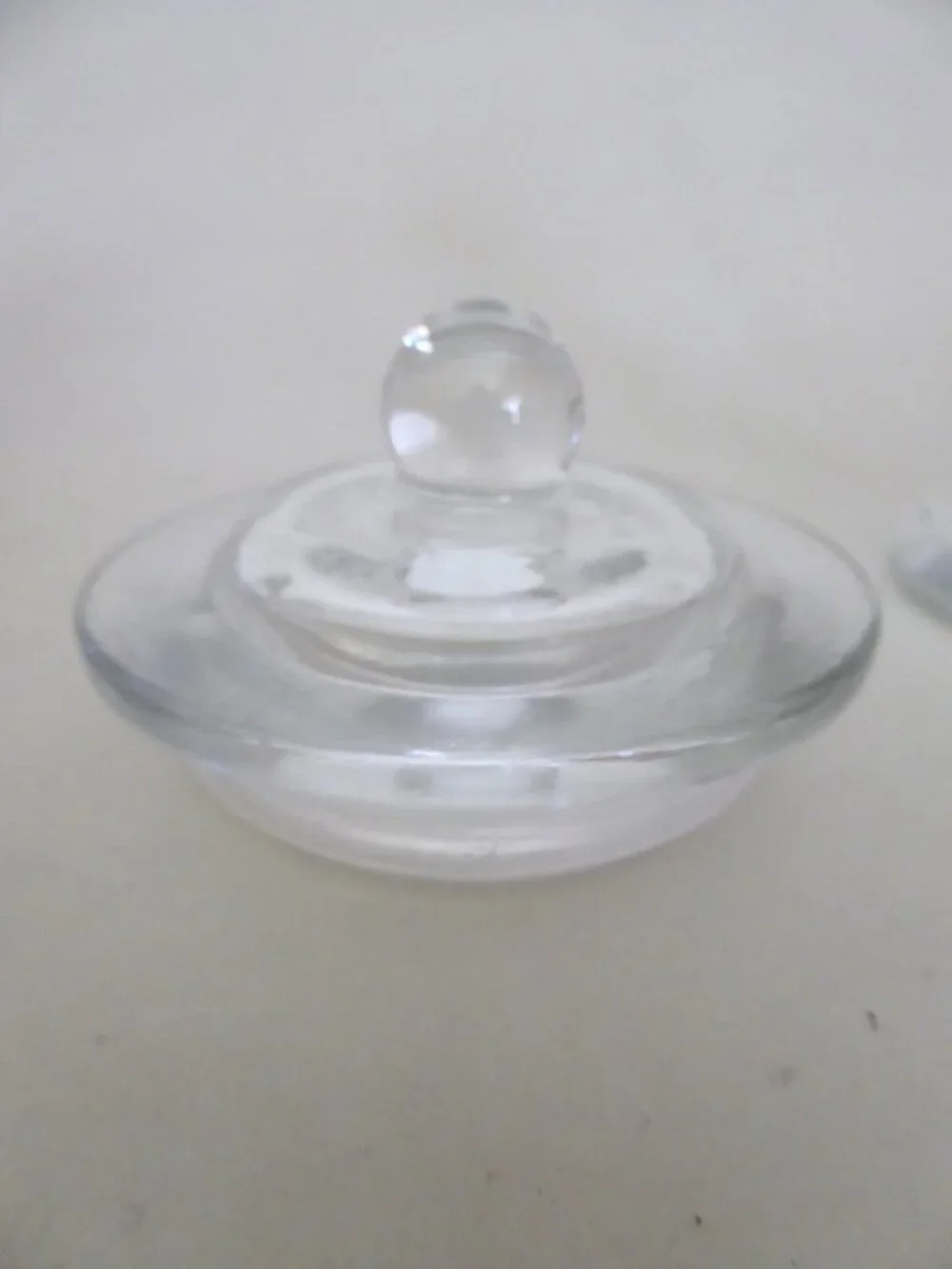 NEW 4.75” & 6” THICK GLASS JARS LIDDED PLASTIC AIR TIGHT SEALS (LOT OF 3)